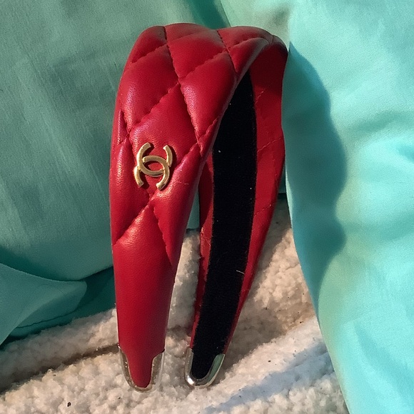 CHANEL Red Quilted Hair Accessory Rare Vintage - Picture 13 of 13
